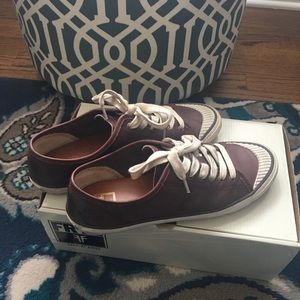 Frye Betty Low Lace sneakers Sz 8.